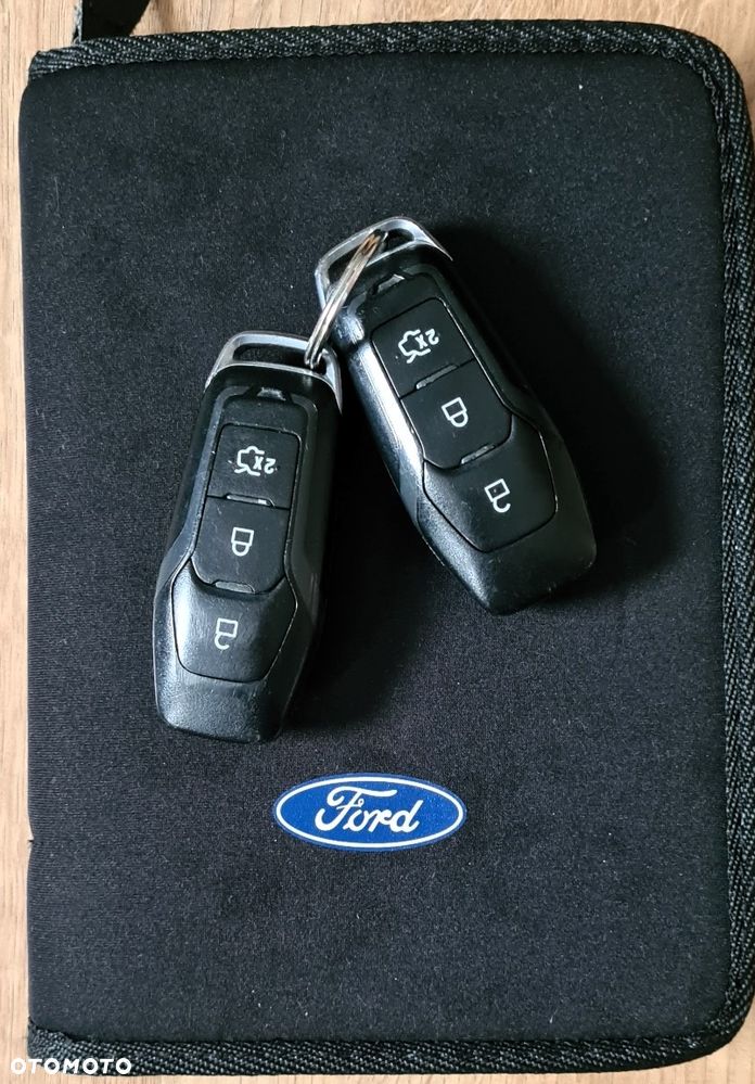 Ford S-Max 2.0 TDCi Bi-Turbo Titanium PowerShift - 39