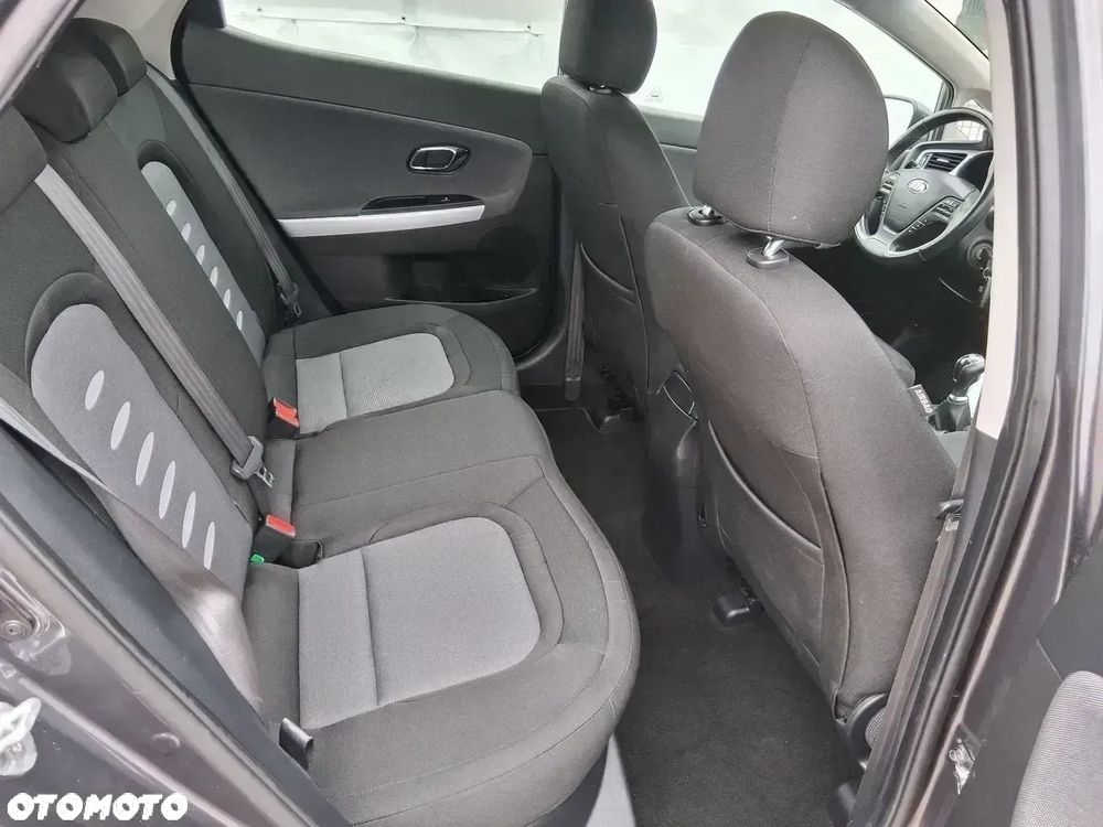 Kia Ceed 1.6 GDI Fifa World Cup Edition - 17