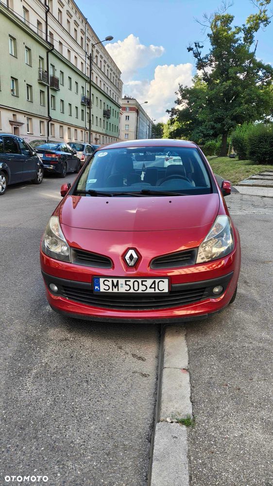 Renault Clio - 1