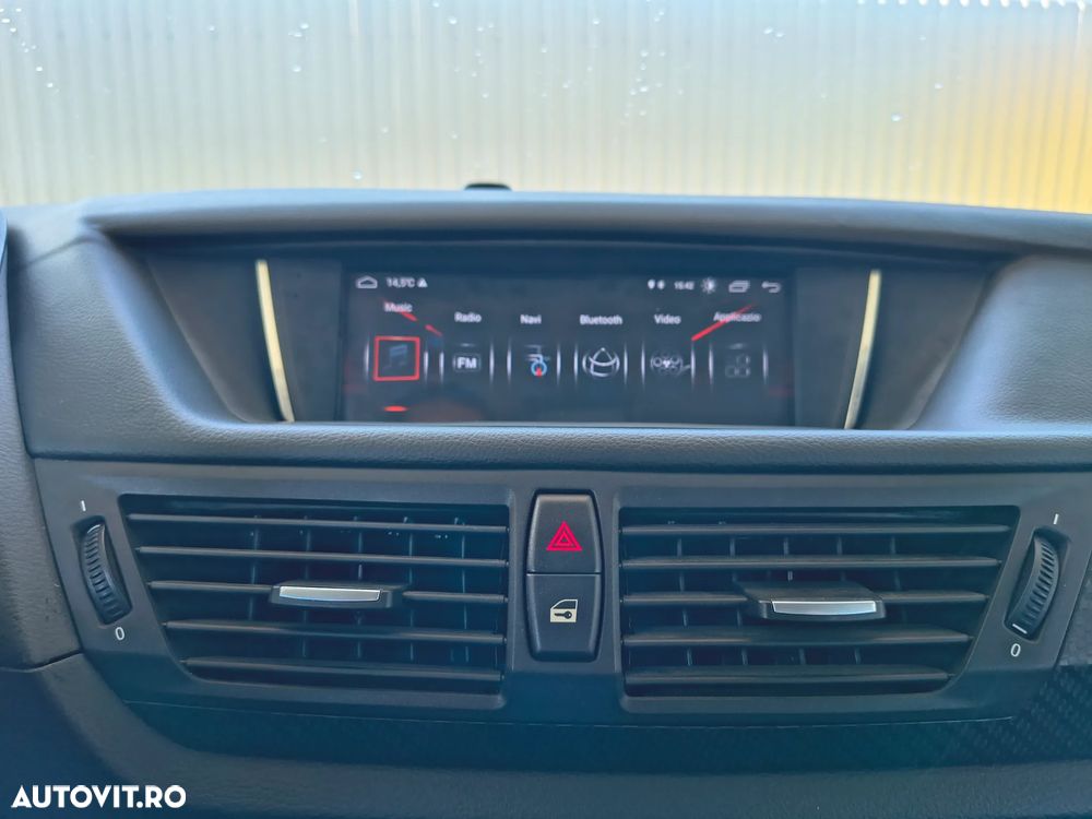 BMW X1 xDrive18d - 12