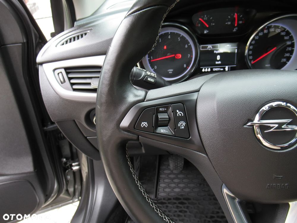 Opel Astra 1.4 Turbo Innovation - 25