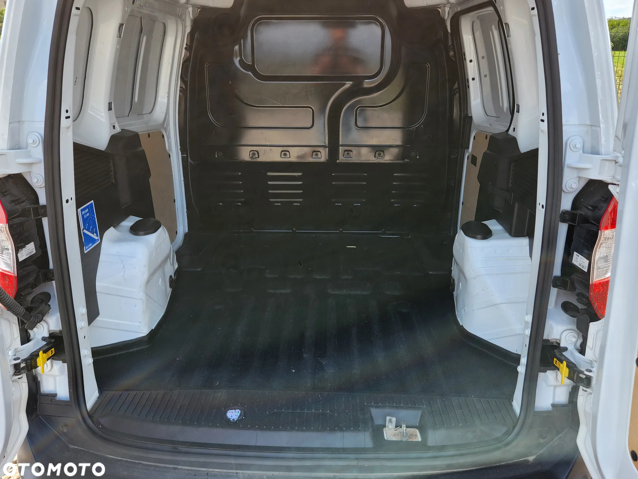 Ford Transit courier - 35