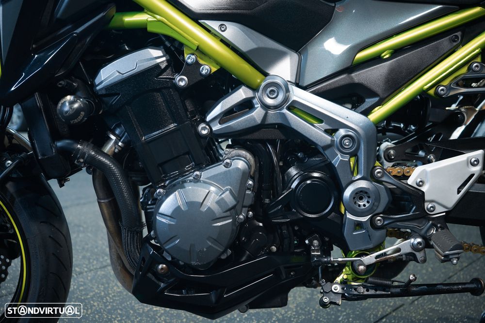 Kawasaki Z Z900 - 7