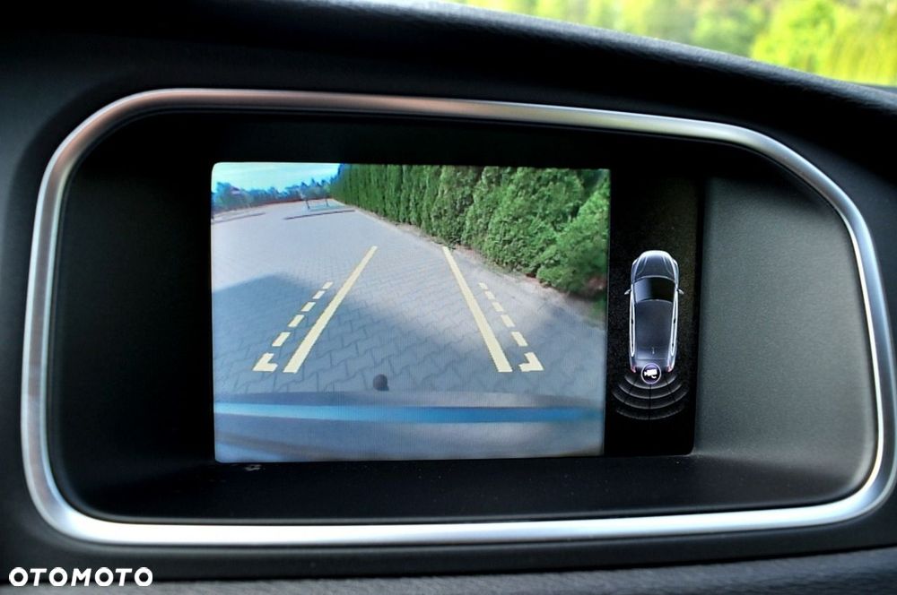 Volvo V40 D2 Momentum - 20