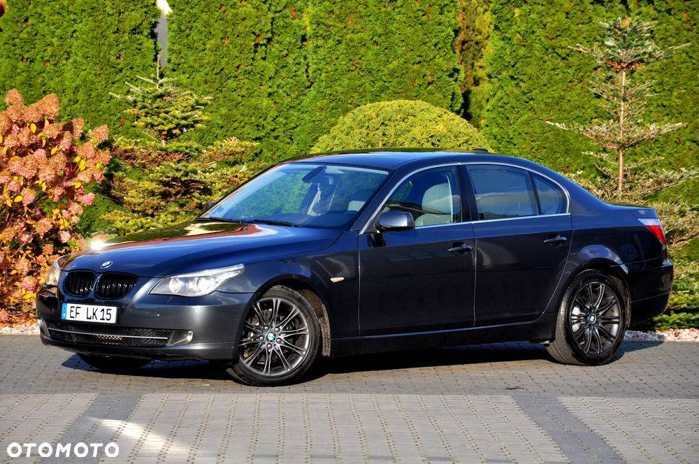 BMW 5 Series 2007 photo 2