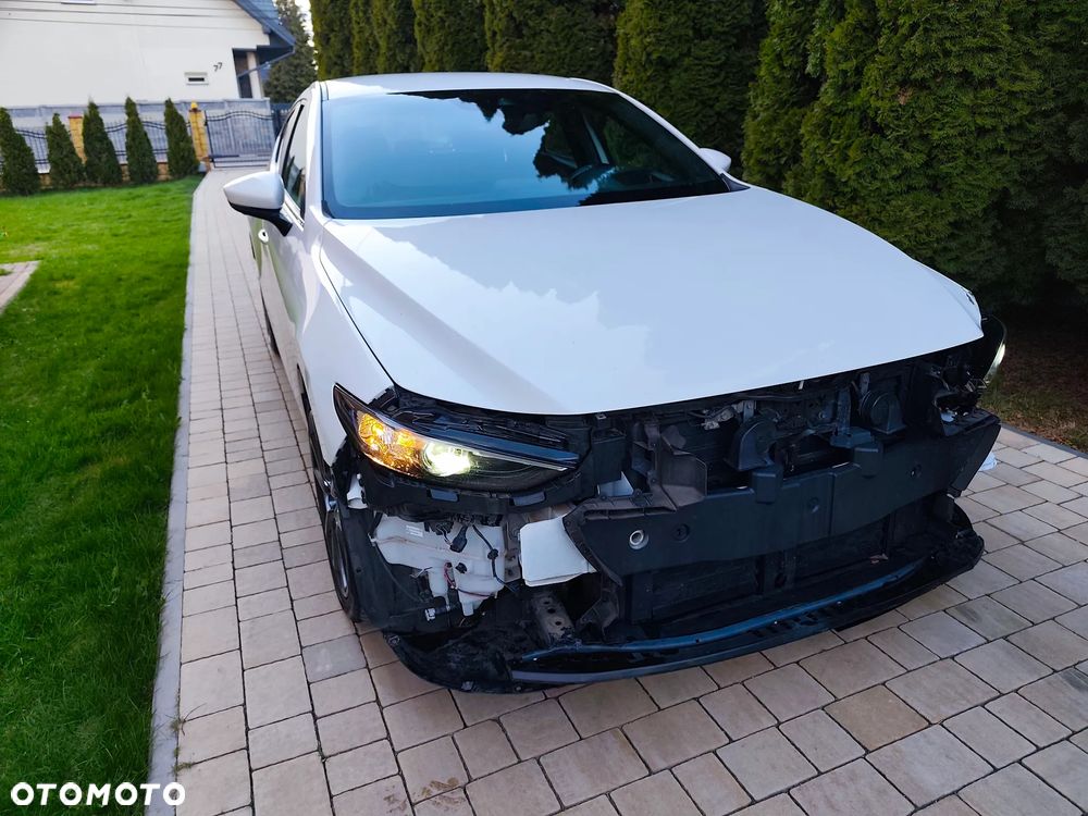 Mazda 3 e-SKYACTIV-G 122 M HYBRID EXCLUSIVE-LINE - 8