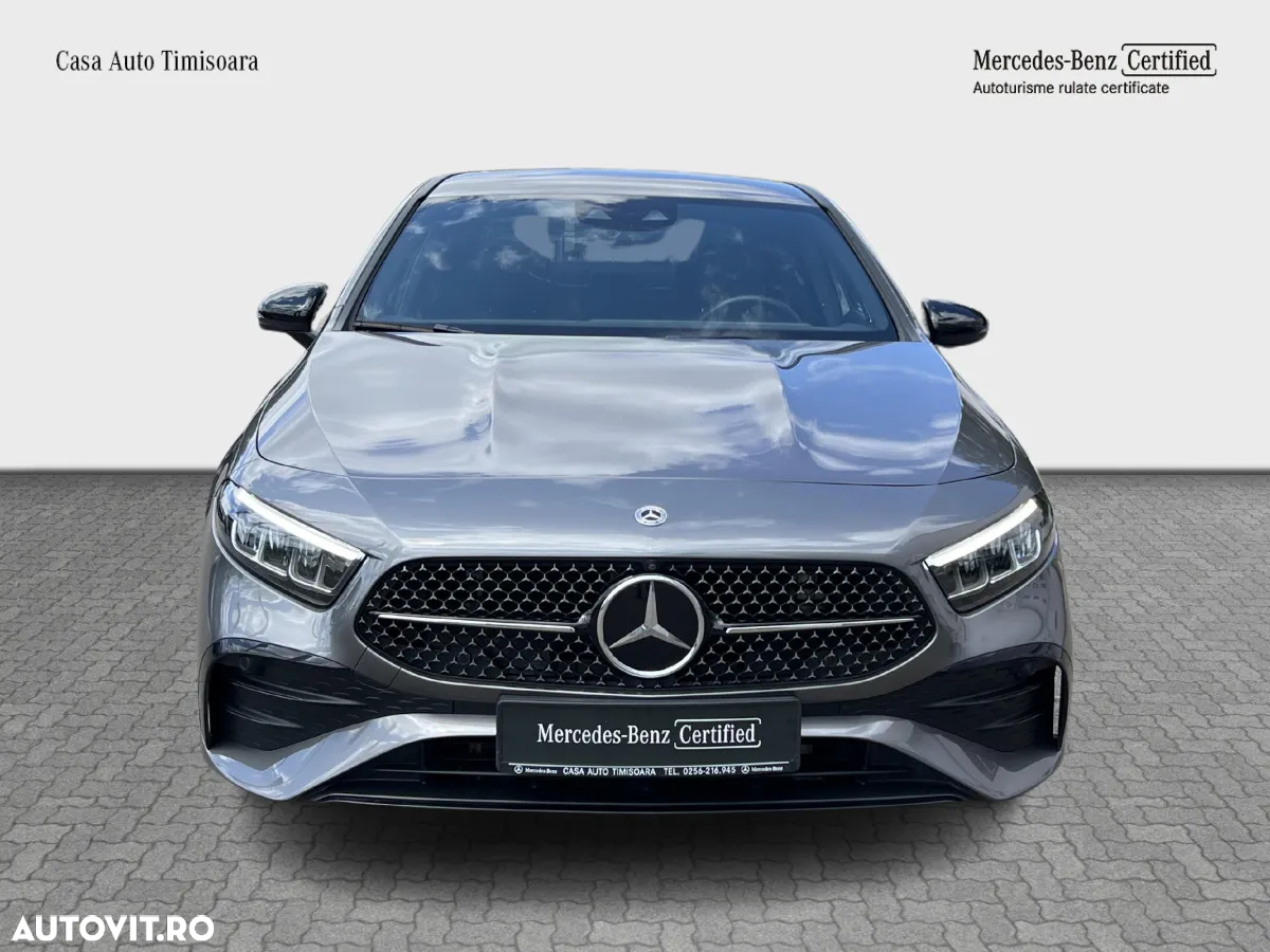 Mercedes-Benz A 220 4MATIC Sedan Aut. - 9