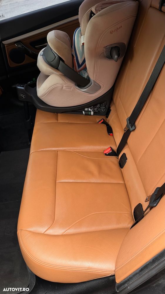 BMW Seria 3 320i xDrive AT - 12