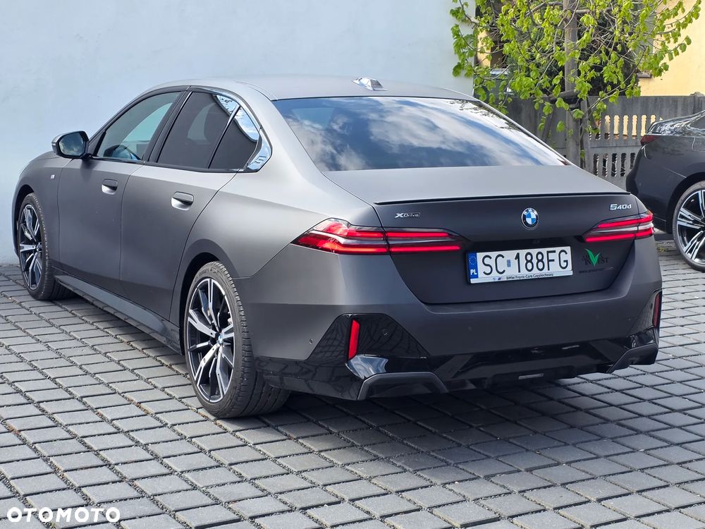 BMW Seria 5 540d xDrive mHEV M Sport - 10