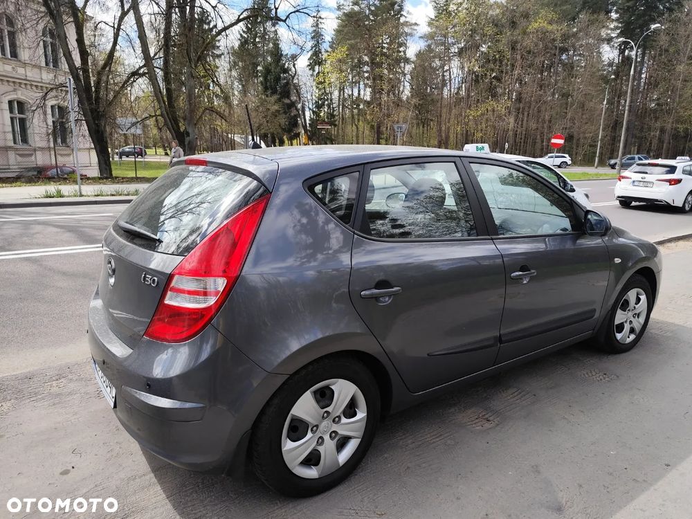 Hyundai i30 1.4 Comfort - 3