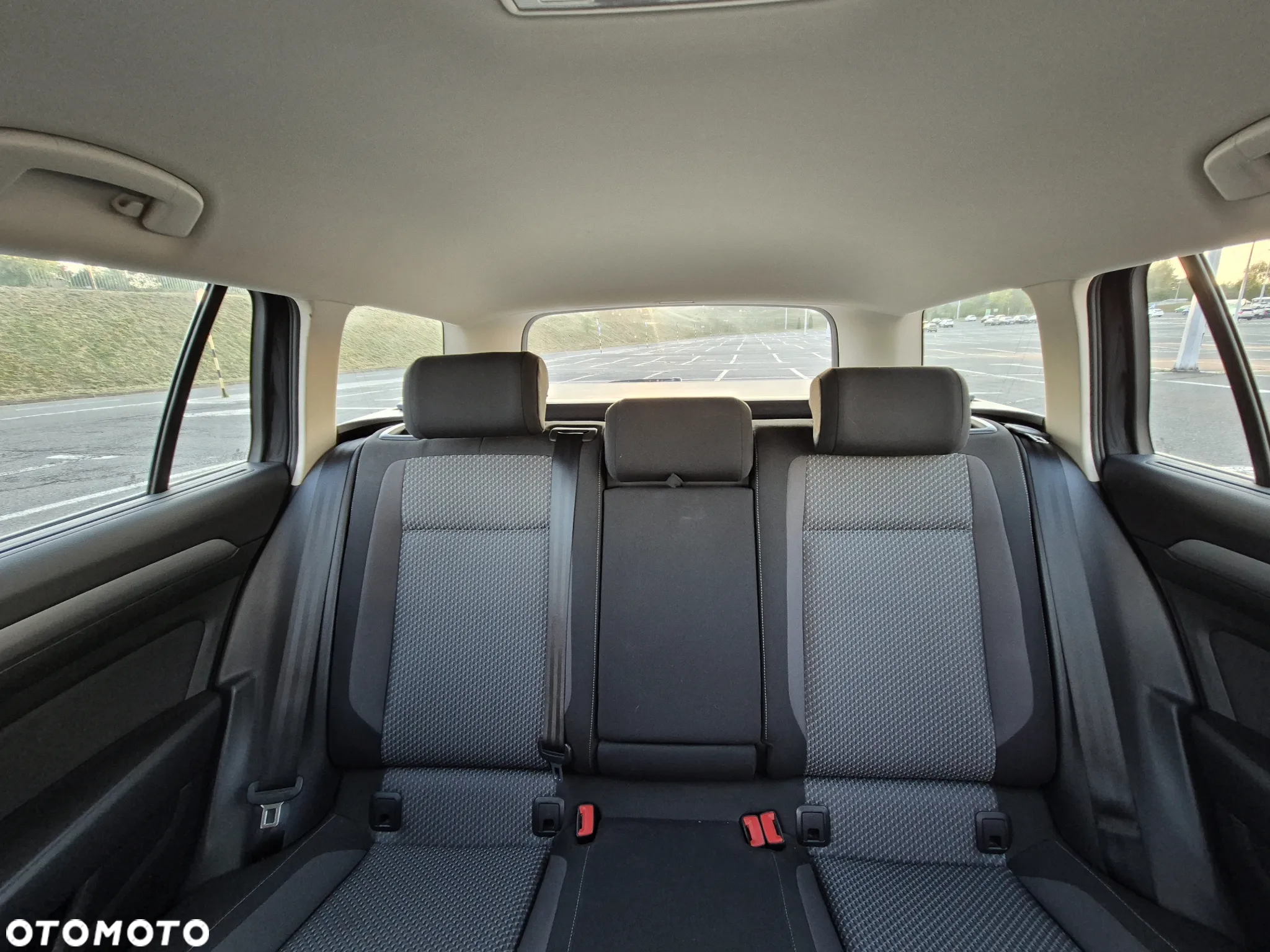 Volkswagen Passat 1.4 TSI BMT Trendline - 9