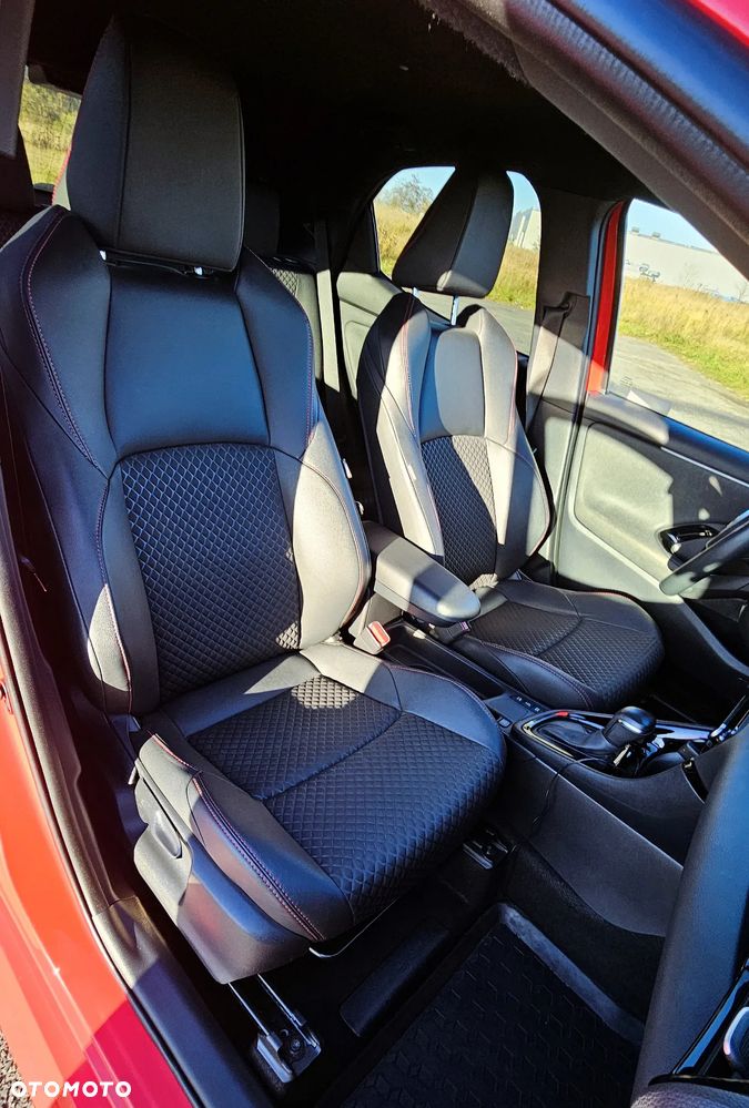 Toyota Yaris Hybrid 1.5 Premiere Edition - 29