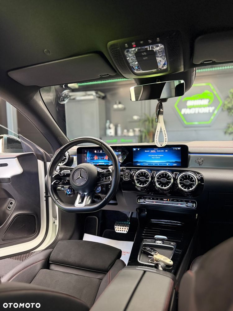 Mercedes-Benz CLA AMG 35 4-Matic 7G-DCT - 15