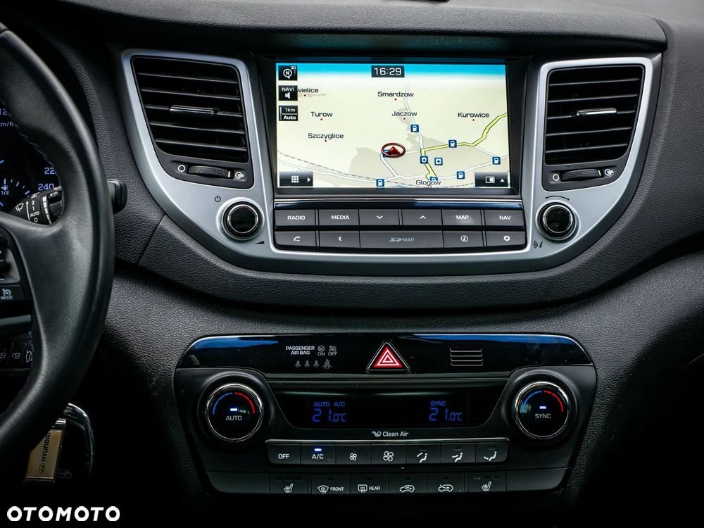Hyundai Tucson blue 1.7 CRDi 2WD DCT Premium - 24