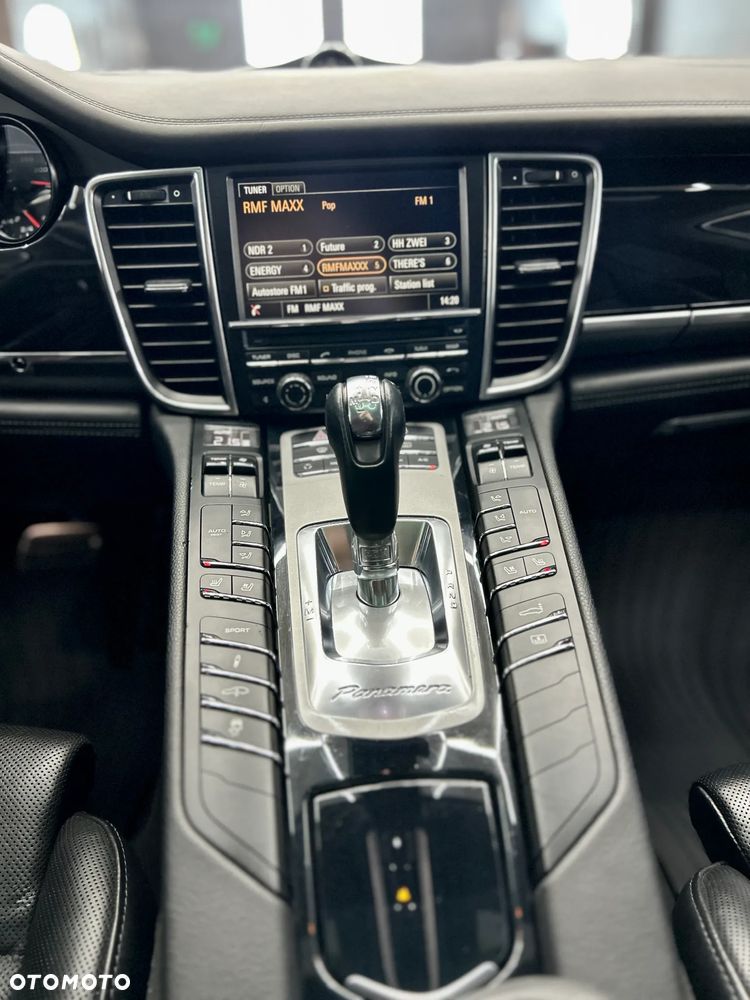 Porsche Panamera 4S Executive PDK - 15