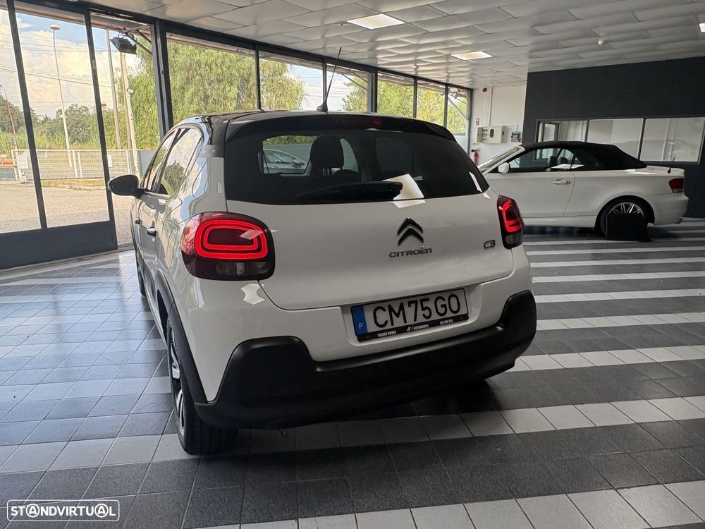 Citroën C3 1.2 PureTech Shine - 4