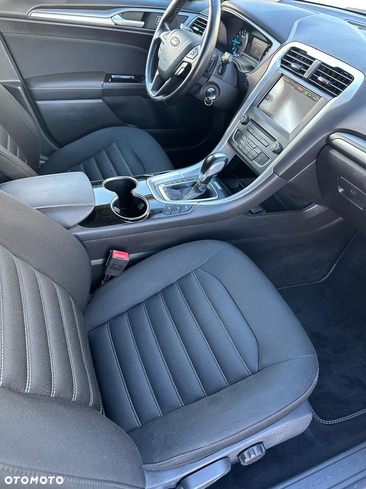 Ford Mondeo 2016