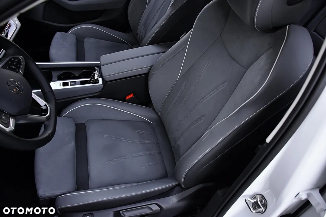 Volkswagen Passat 1.5 TSI eHybrid PHEV Elegance DSG - 16