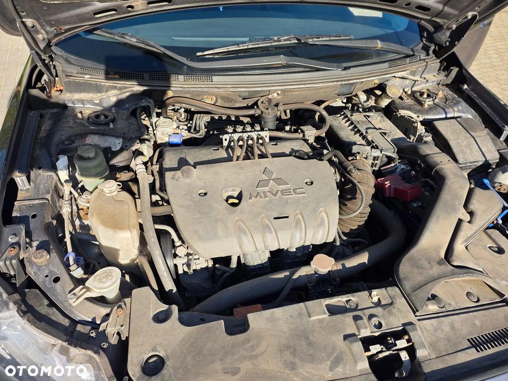 Mitsubishi Lancer 1.8 Inform - 13