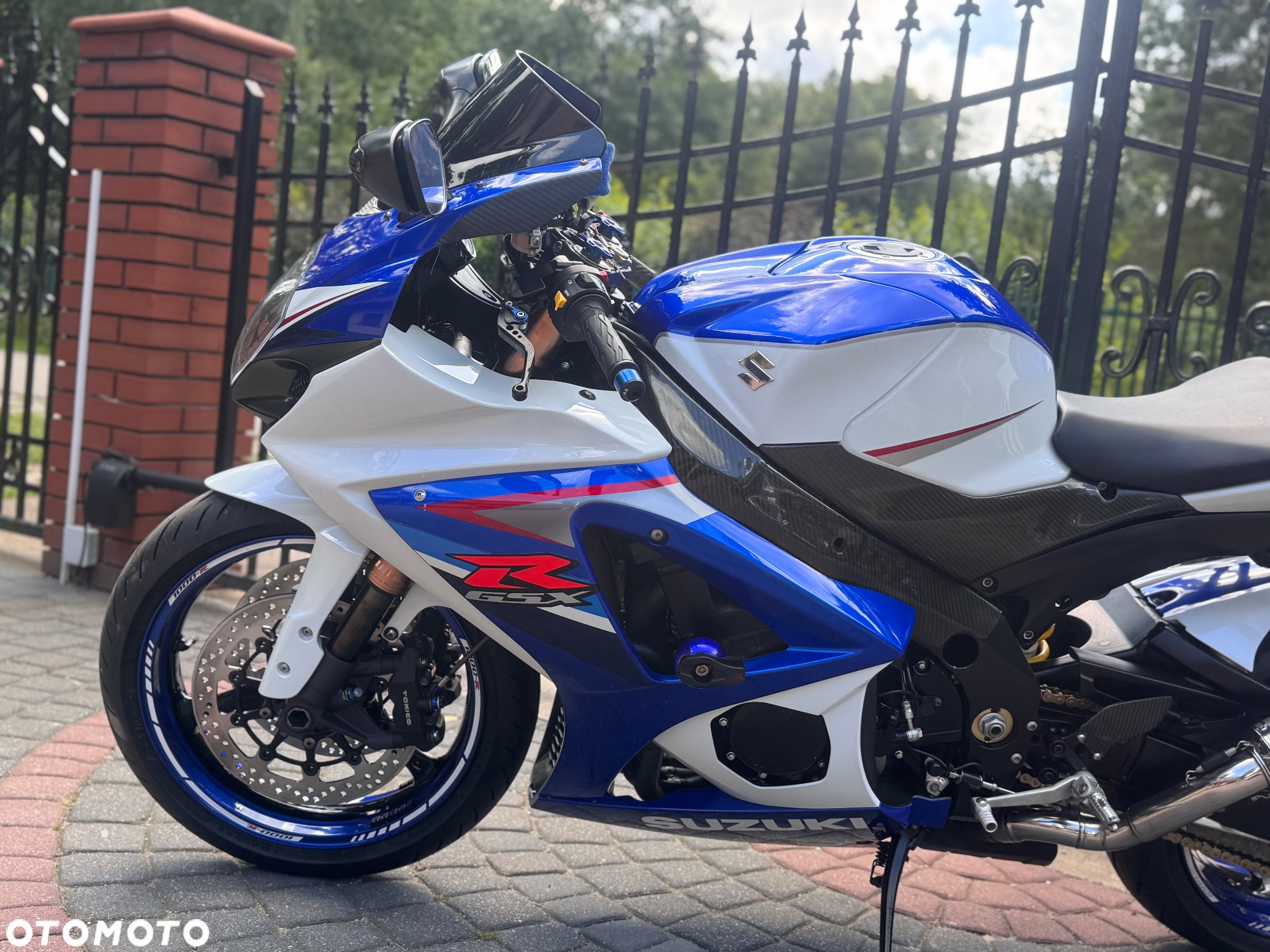 Suzuki GSX-R - 19