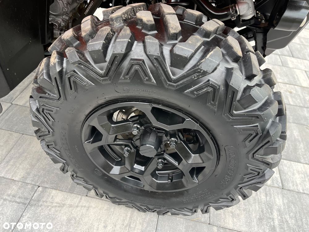 Can-Am Outlander Max - 10