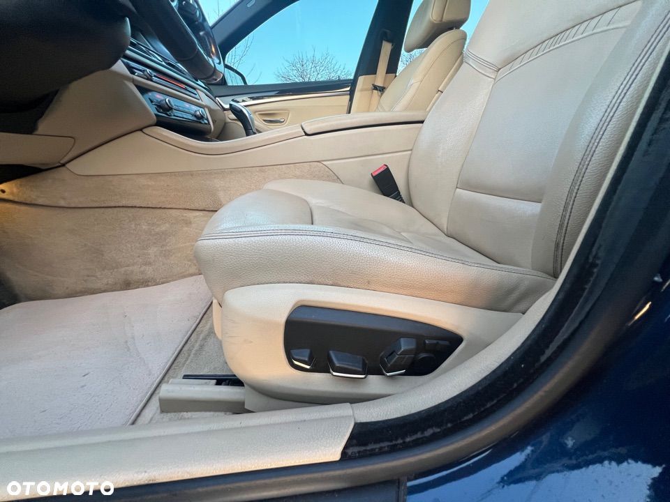 BMW Seria 5 535d - 31