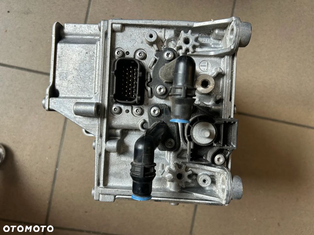 STEROWANIE ELEKTRYCZNE ŁADOWARKA PRĄDNICA BATERII VW 5QE907070L - 5