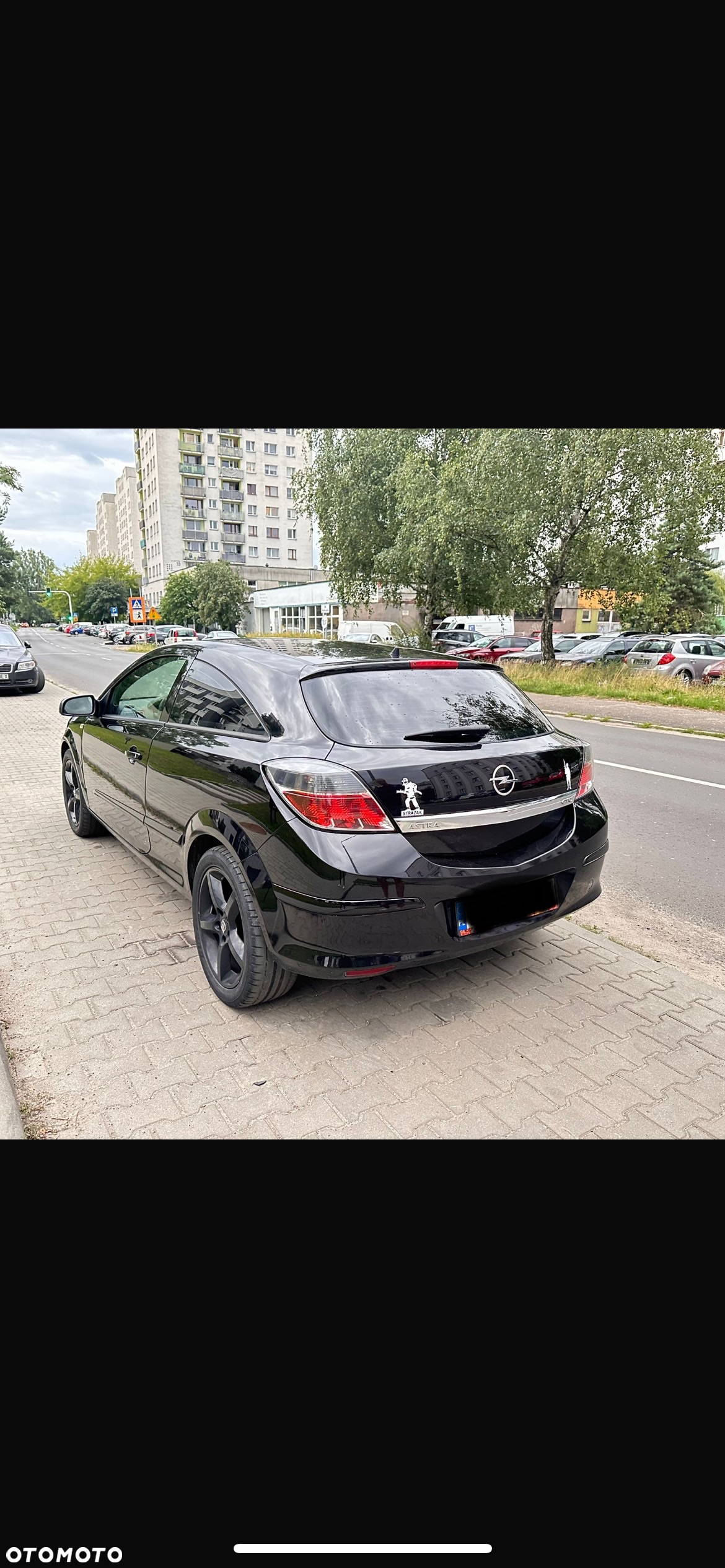 Opel Astra GTC 1.8 Cosmo - 4