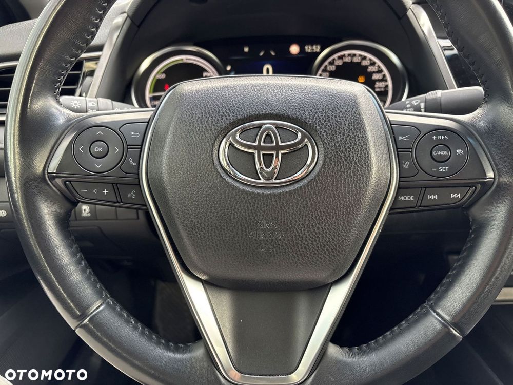 Toyota Camry 2.5 Hybrid Comfort CVT - 21