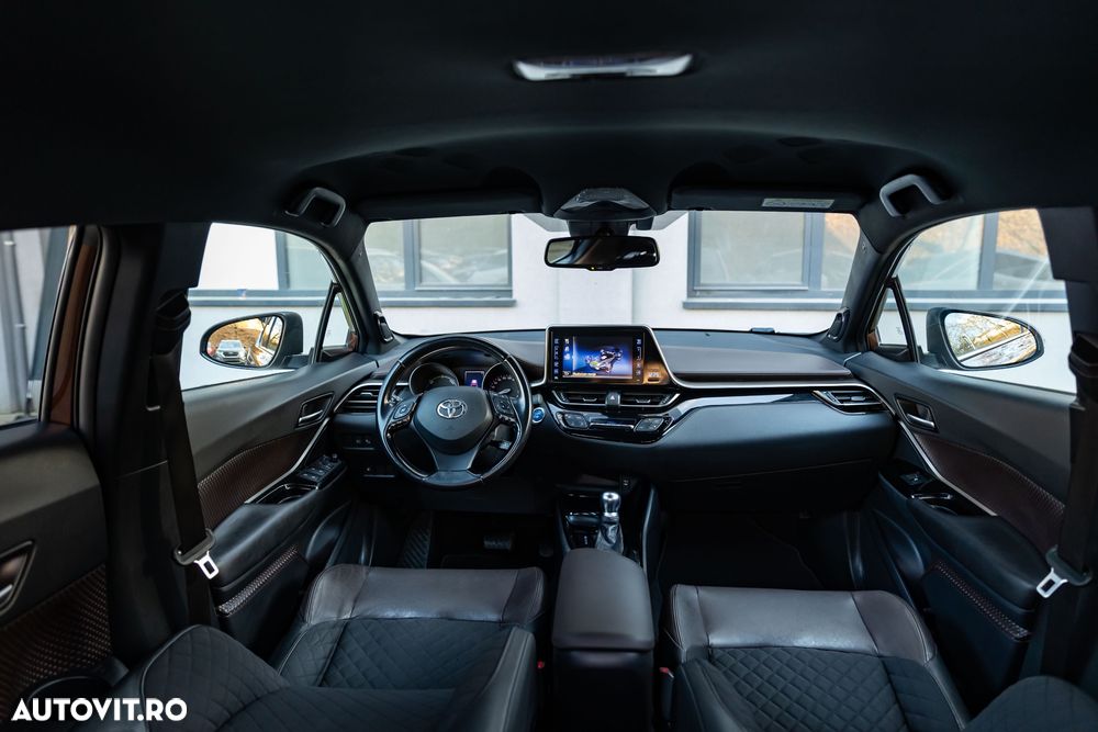 Toyota C-HR Hybrid Lounge - 5