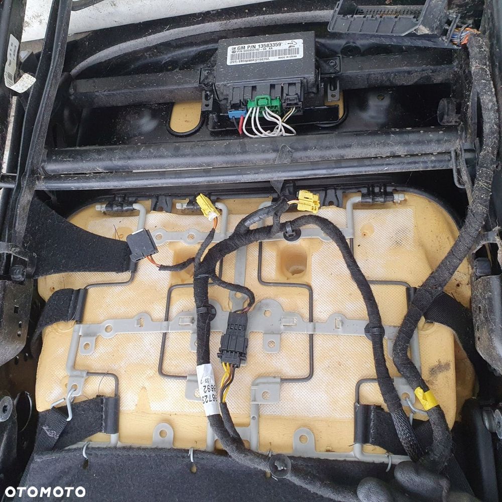 fotel lewy kierowcy Opel Meriva B - 8