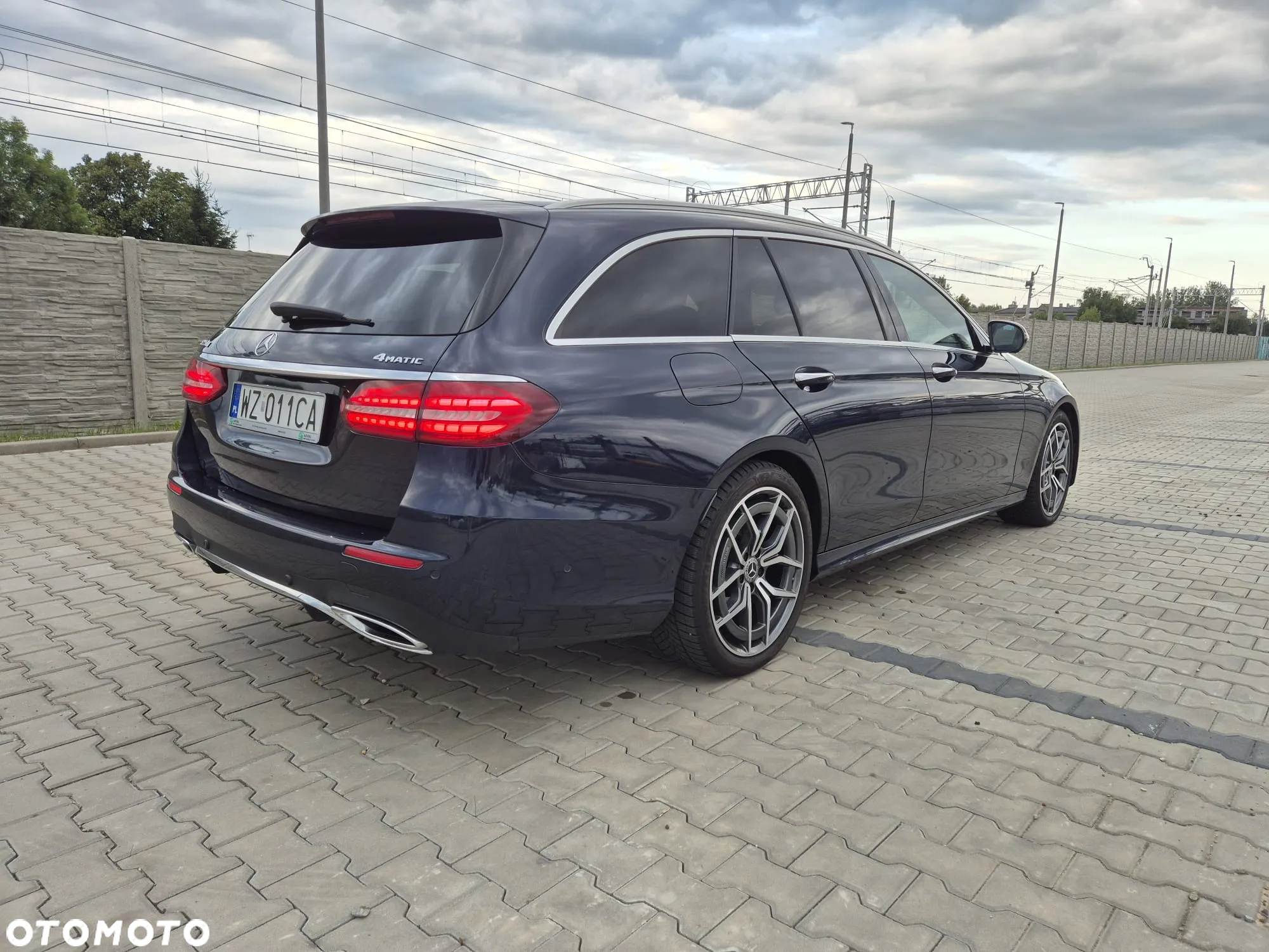 Mercedes-Benz Klasa E 220 d 4-Matic AMG - 40