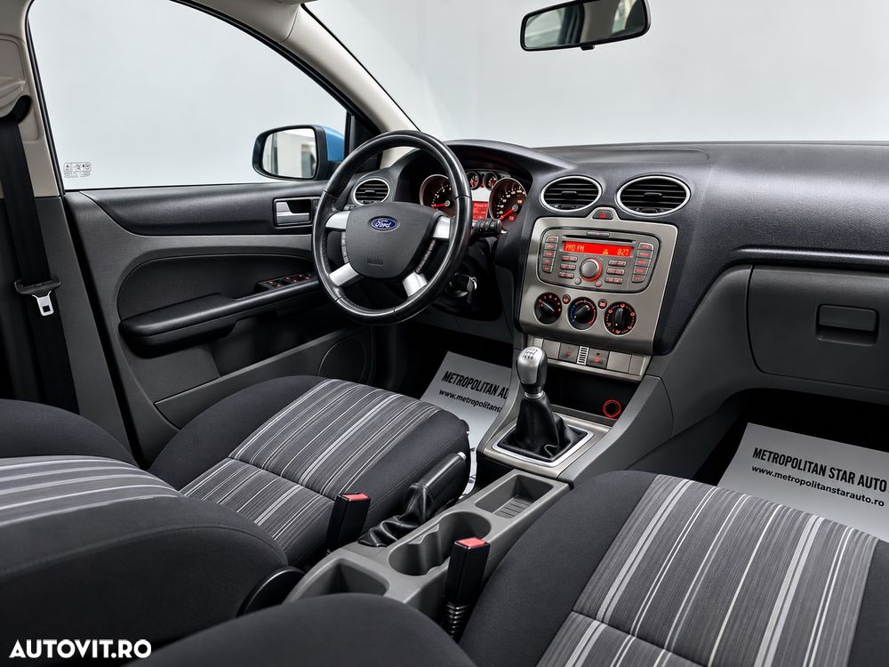 Ford Focus - 7