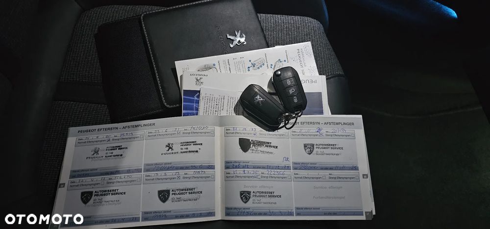 Peugeot 5008 BlueHDI 120 EAT6 Stop & Start Allure - 4