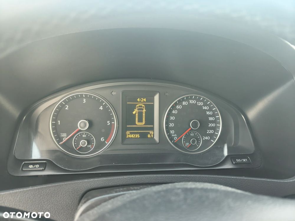 Volkswagen Transporter - 37
