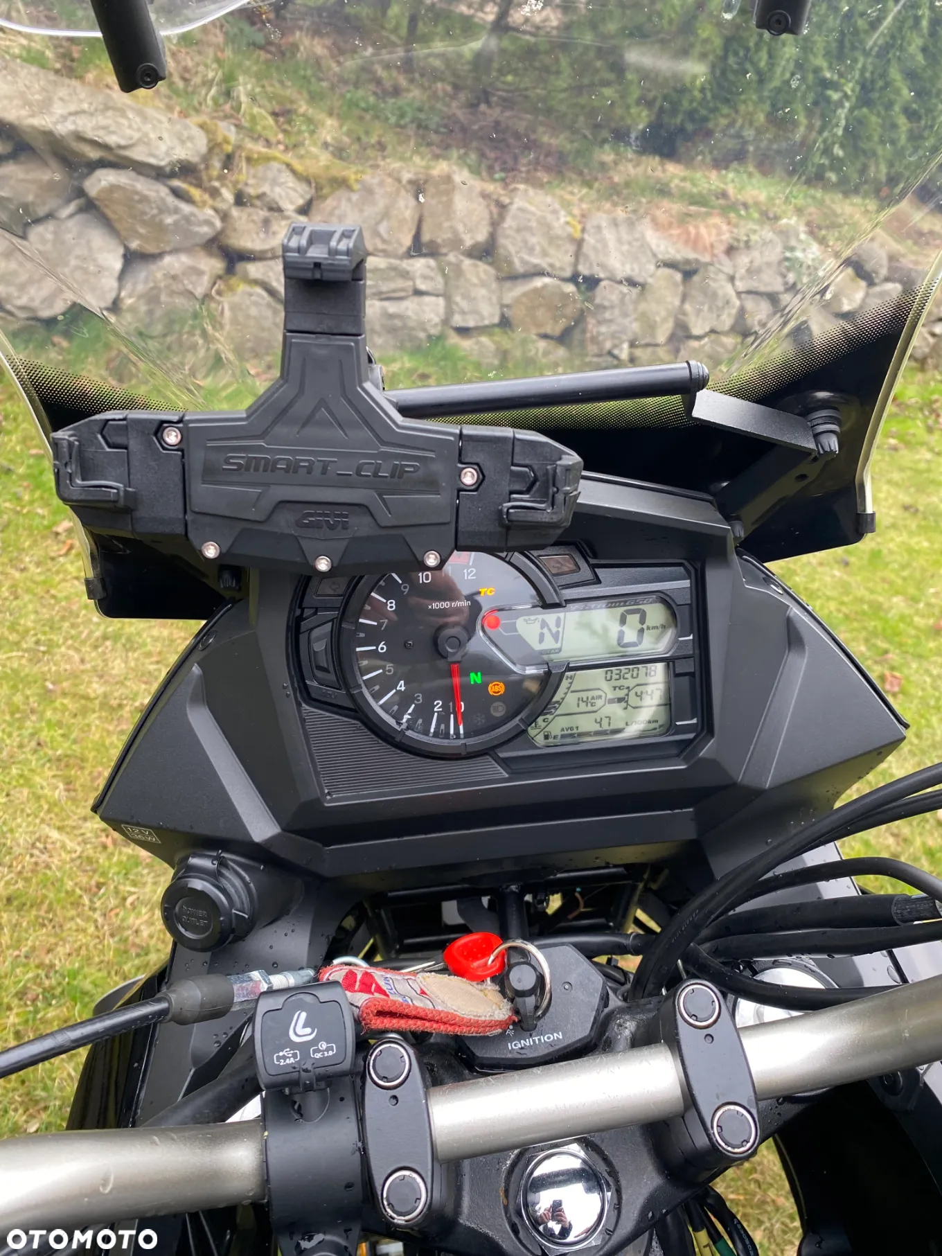 Suzuki V-STROM - 2