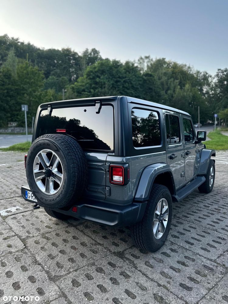 Jeep Wrangler - 33