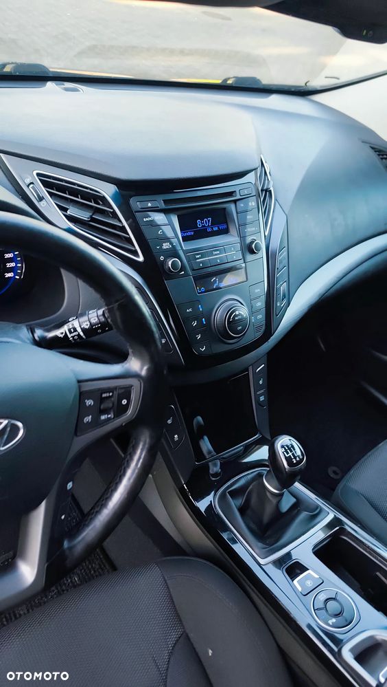 Hyundai i40 Kombi 1.7 CRDi Premium - 23