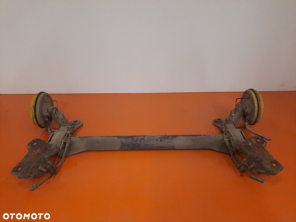 CITROEN C2 1.4 HDI  03-08 BELKA ZAWIESZENIA TYŁ OŚ TARCZE - 1