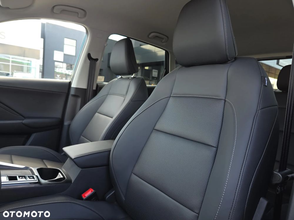 MG ZS Hybrid+ - 13