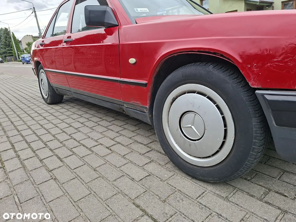 Mercedes-Benz W201 (190) - 10