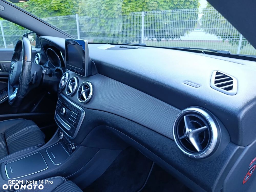 Mercedes-Benz CLA - 16
