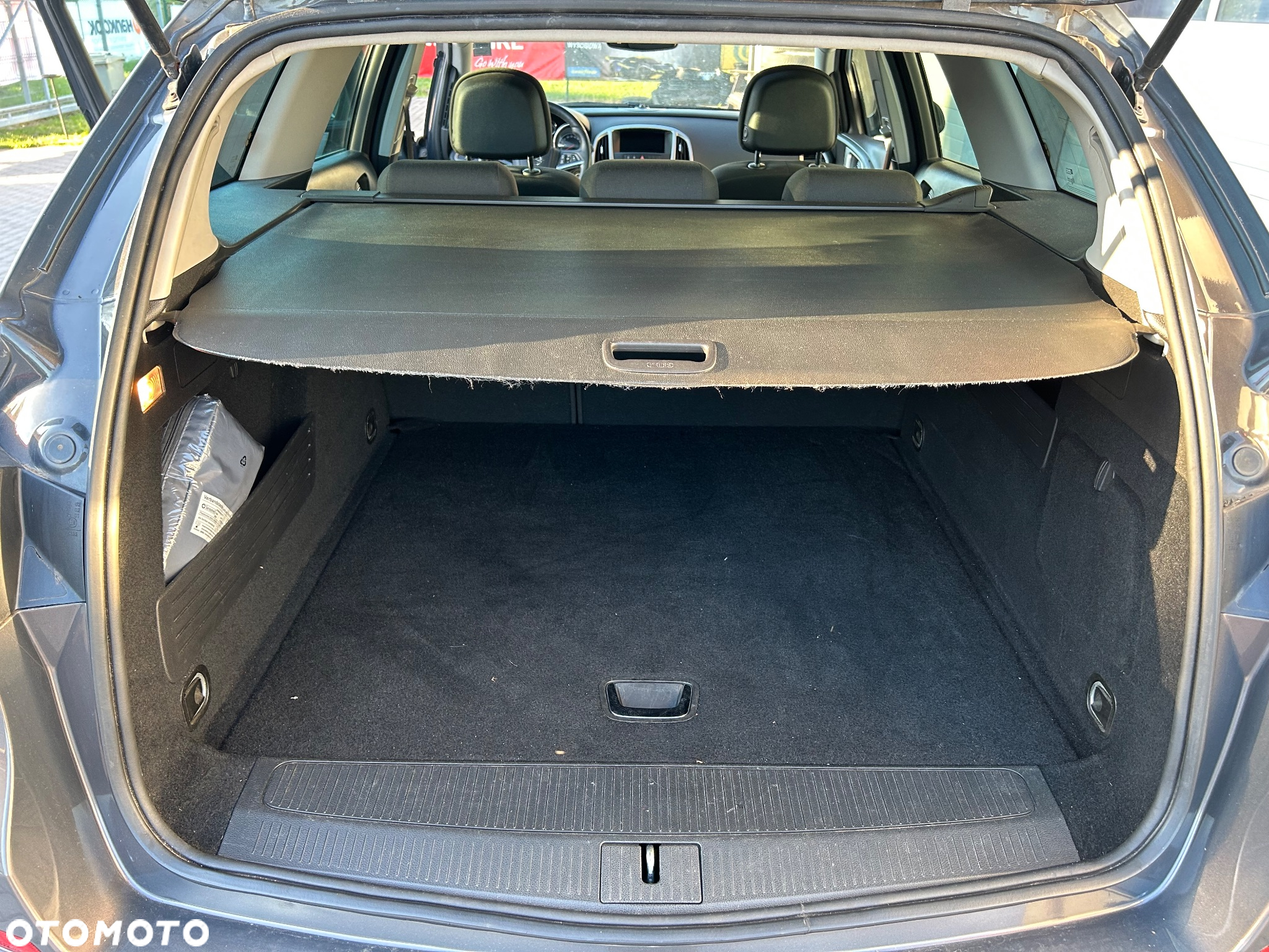 Opel Astra 1.4 Turbo Color Edition - 10