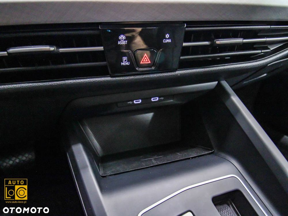Volkswagen Golf 1.0 eTSI Life DSG - 30