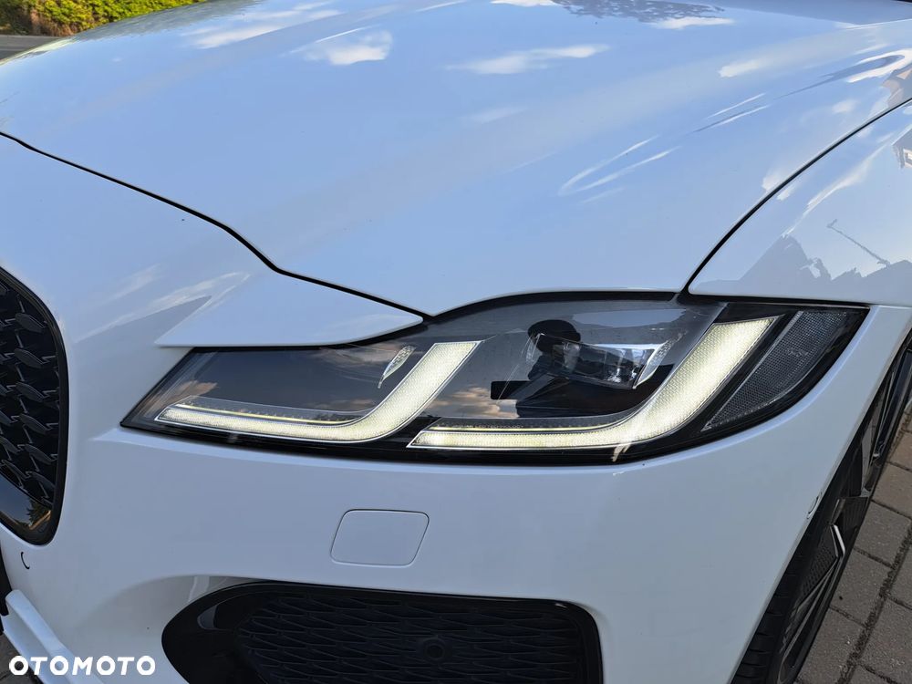 Jaguar XF D200 R-Dynamic S - 13