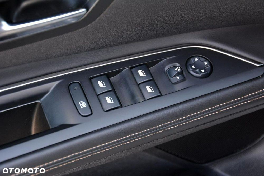 Peugeot 5008 BlueHDi 180 EAT8 GT Pack - 34