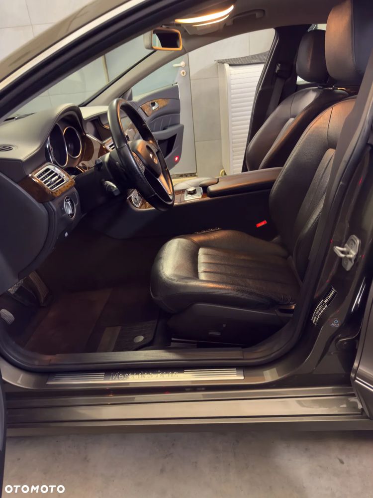 Mercedes-Benz CLS 350 CDI BlueEff - 8
