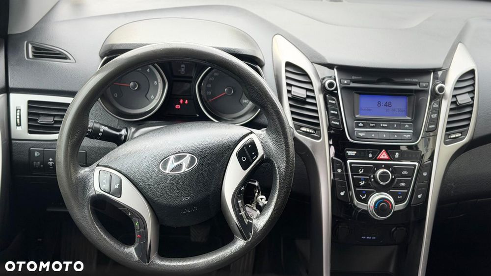 Hyundai i30 blue 1.6 CRDi Style - 25