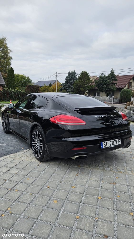 Porsche Panamera 4 PDK Edition - 7