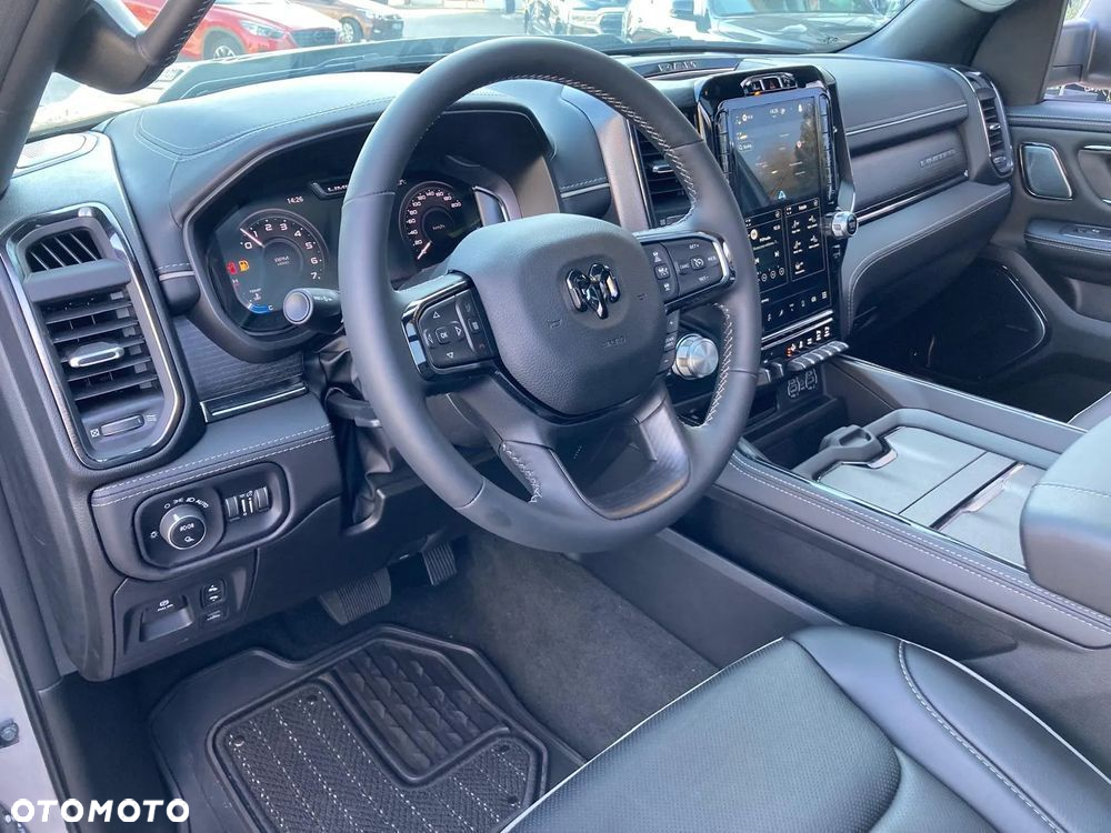 Dodge RAM 1500 5.7 4x4 - 10